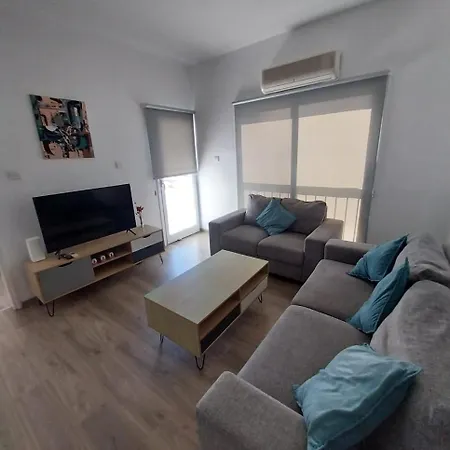 Apartment 1 Bd At Mediterranean - Bay B206