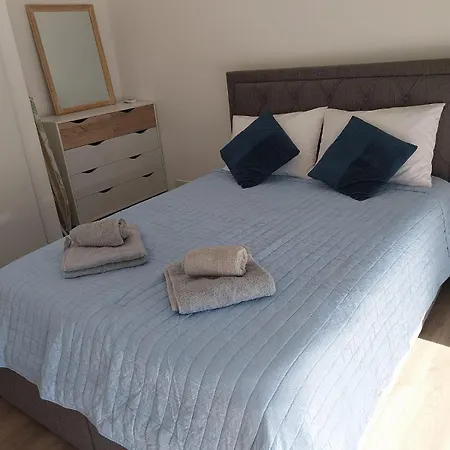 Apartment 1 Bd At Mediterranean - Bay B206