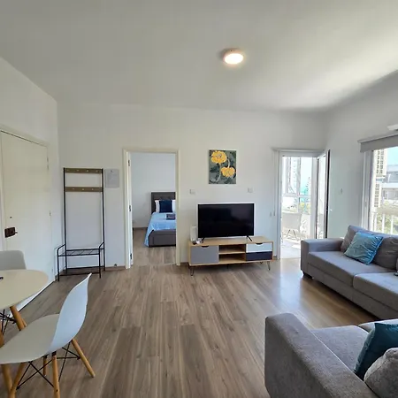 1 Bd At Mediterranean - Bay B206