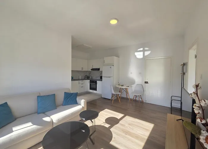 1 Bd At Mediterranean - Bay B206 *